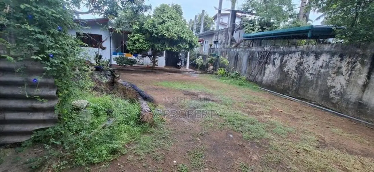 Land for sale Maharagama Abagahapura