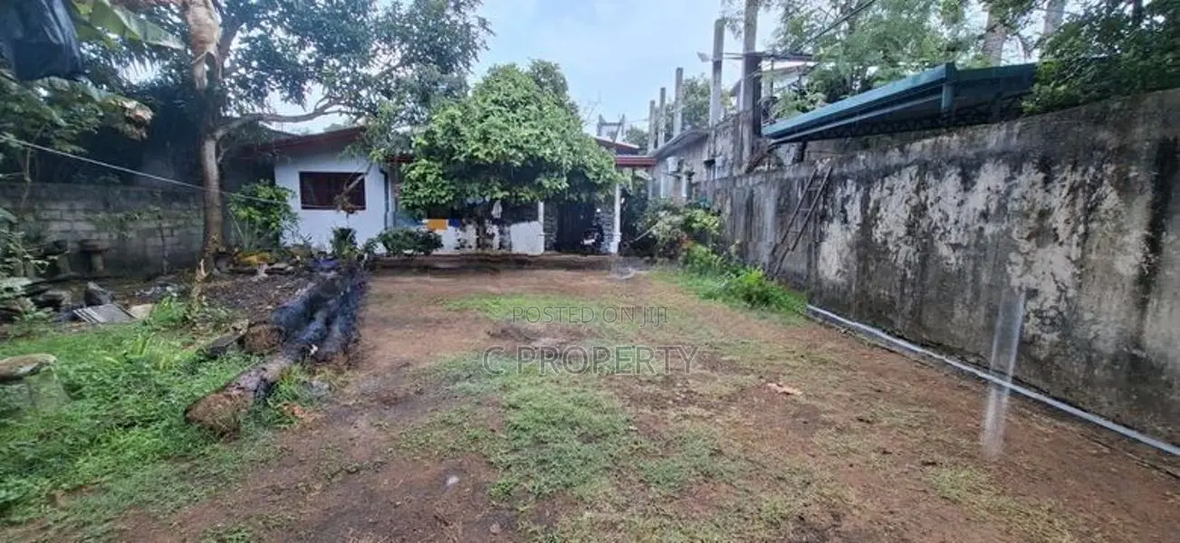 Land for sale Maharagama Abagahapura