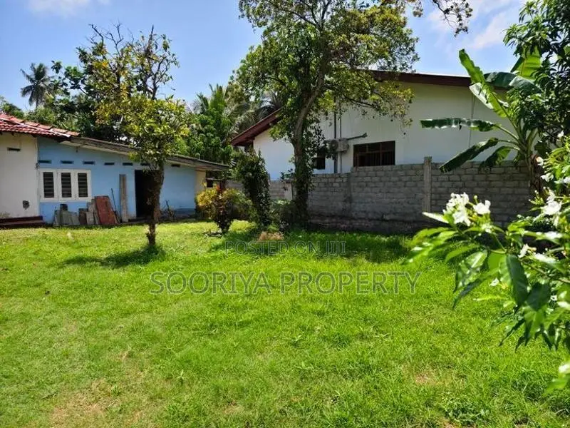 LAND FOR SALE IN WATTALA NEGOMBO ROAD, WALISARA