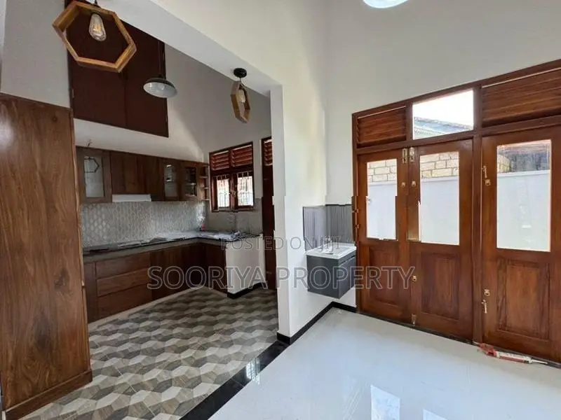 BEAUTIFUL BRAND NEW HOUSE FOR SALE IN PILIYANDALA