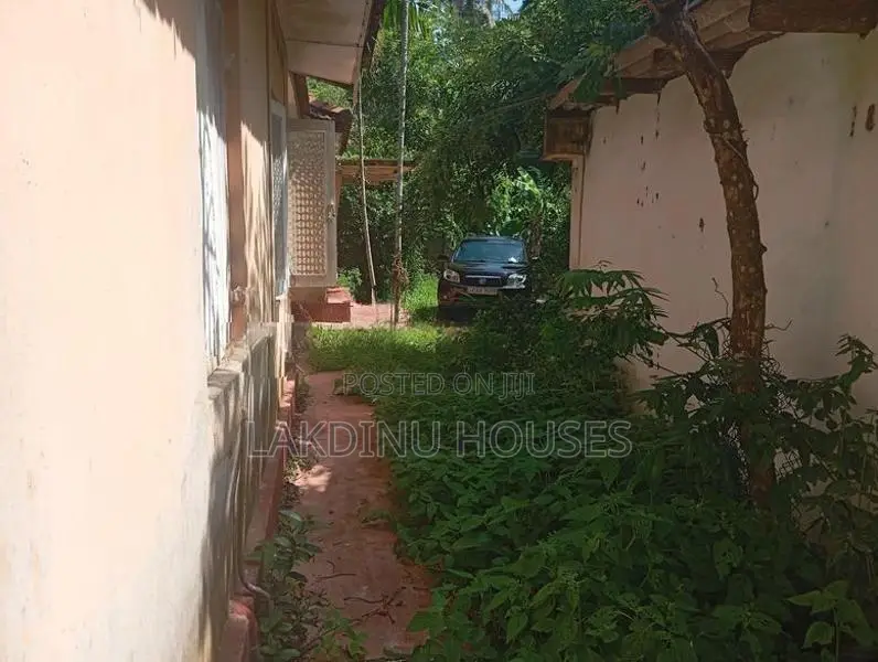 Land for sale in attidiya