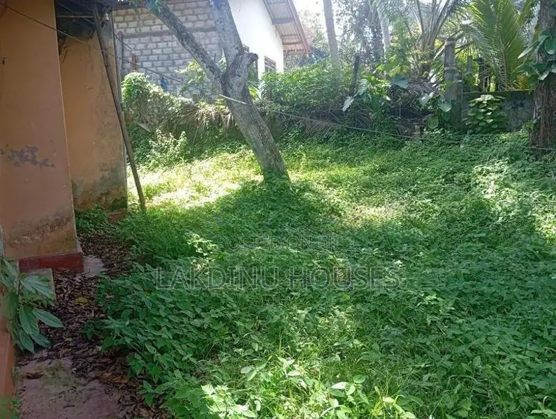 Land for sale in attidiya