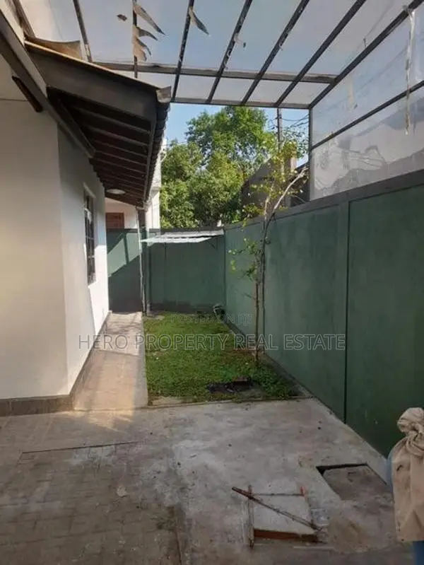 HWR200 - 🌟 Modern Two Story House for Rent in Rajagiriya