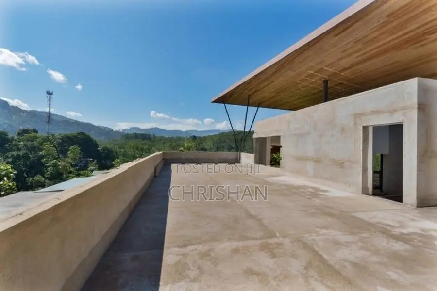 Scenic Holiday Home for Sale Kandy Peradeniya