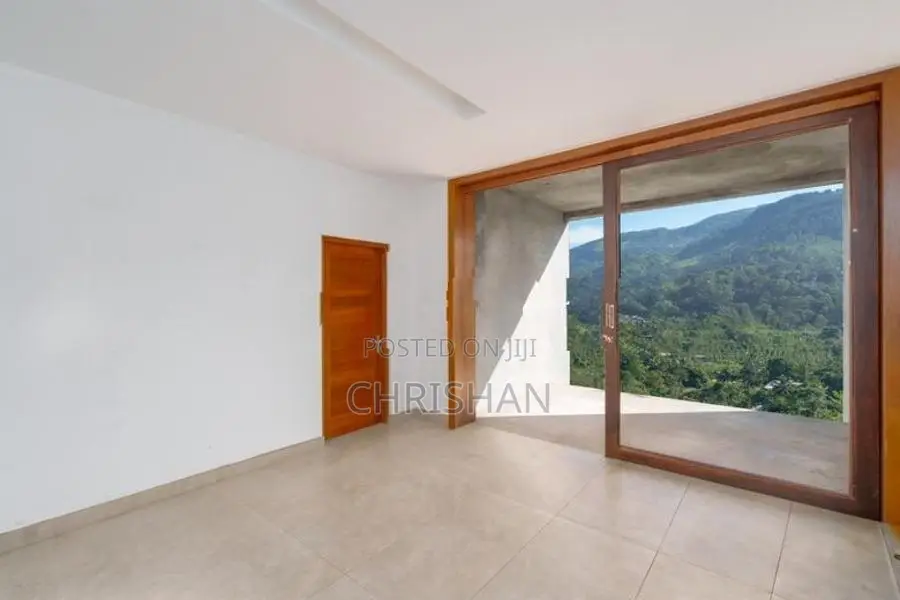 Scenic Holiday Home for Sale Kandy Peradeniya