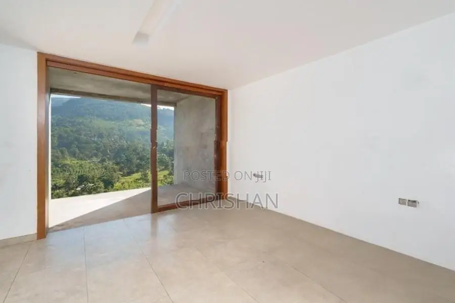 Scenic Holiday Home for Sale Kandy Peradeniya