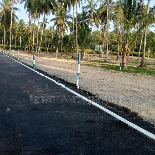 Land for Sale Veyangoda