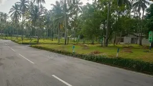 යකකල නගරයේ හොඳ තැනින් සුපිරි බිම්කොටස්