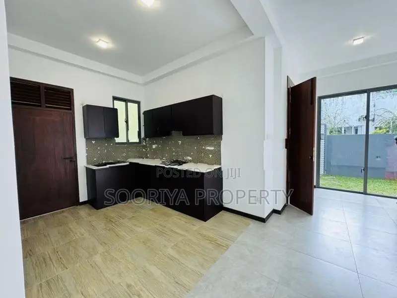 ARCHITECTURAL DESIGNED 2 STORY HOUSE FOR SALE IN PILIYANDALA