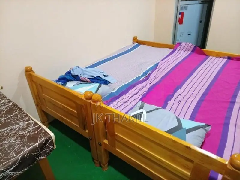 கிளிநொச்சி Room for Short Term Rent