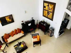 (AF127) 03 Story House With 10 P Land for Sale Battramulla Junction