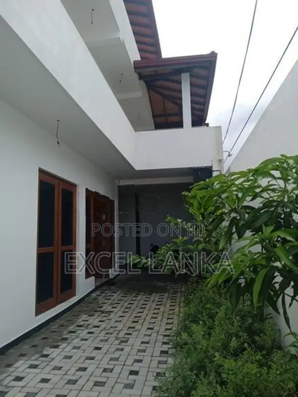 Brand New House for Sale Boralesgamuwa