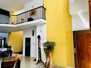 (AF127) 03 Story House With 10 P Land for Sale Battramulla Junction