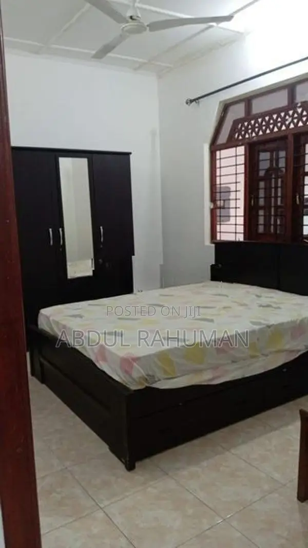 Fully Furnished Luxurious Apartment Wellawatta