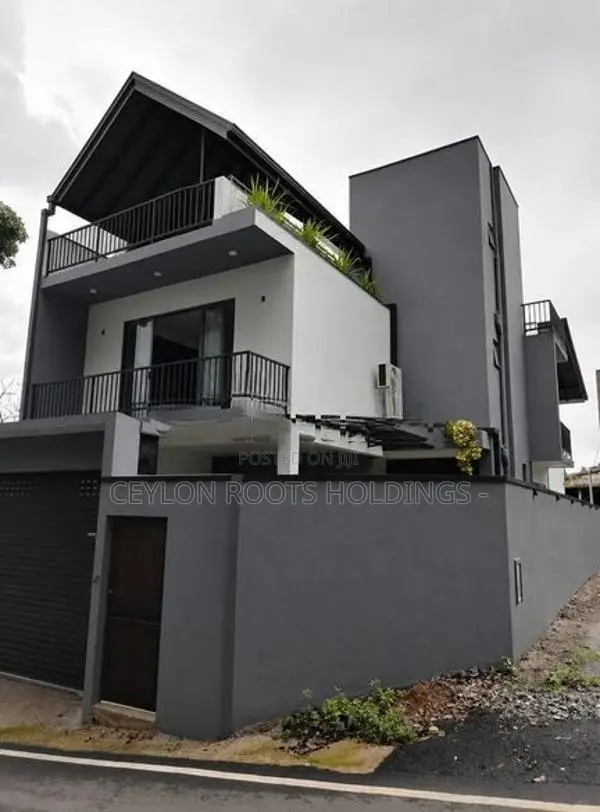 Brand New Beautiful Modern Luxury House for Sale in Rathmaldeniya Rd