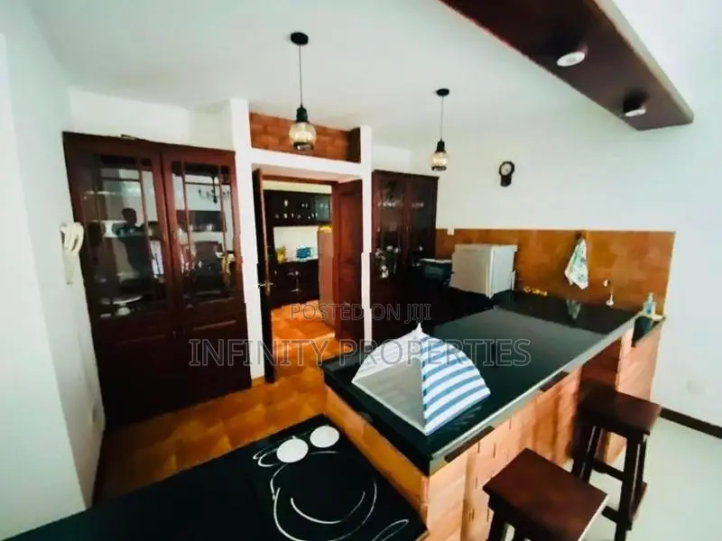 (AF128) Luxury 02 Story House With 13 P Sale in Nugegoda