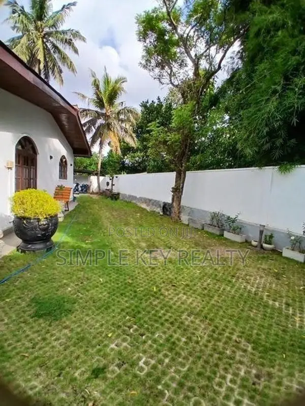 Valuable Property for Sale in Kiribathgoa