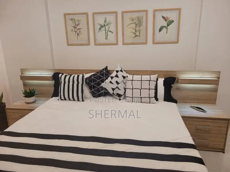 Iconic Galaxy Luxury Furnished 3 Bedroom Apartment for Sale - Rajagiri