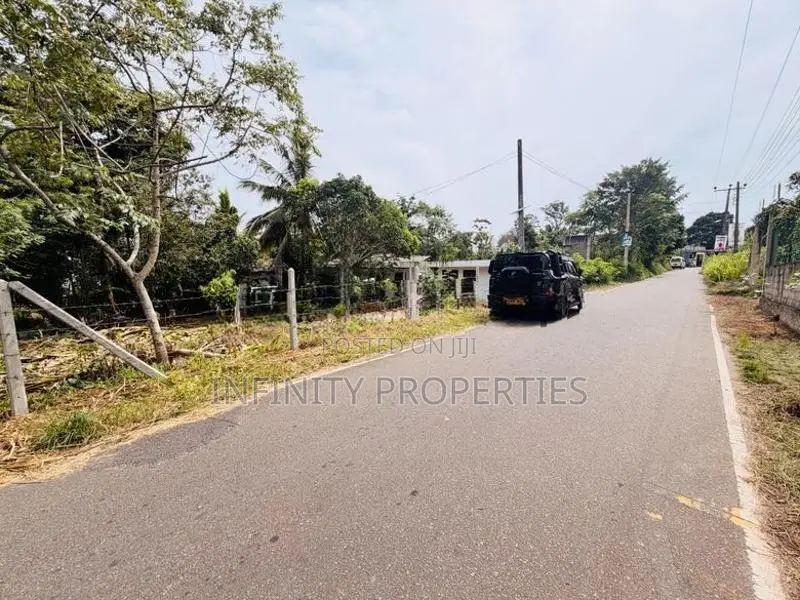 (AF124) 15 p Bare Land Sale At Thalawathugoda