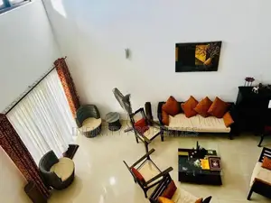 (AF127) 03 Story House With 10 P Land for Sale Battramulla Junction