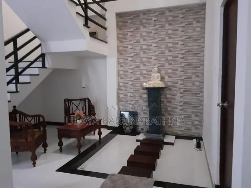 HOUSE FOUR SALE බියගම