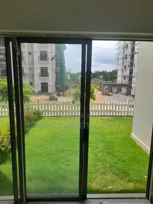 READY TO MOVE - BRAND NEW 3BED APARTMENT