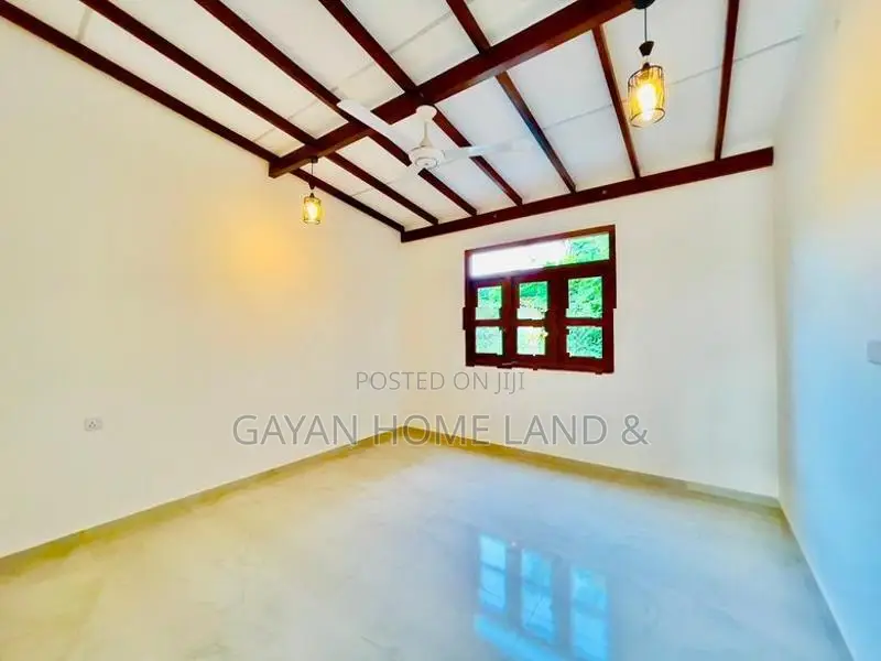 Brand New Two Storey Four Bedroom House in Piliyandala