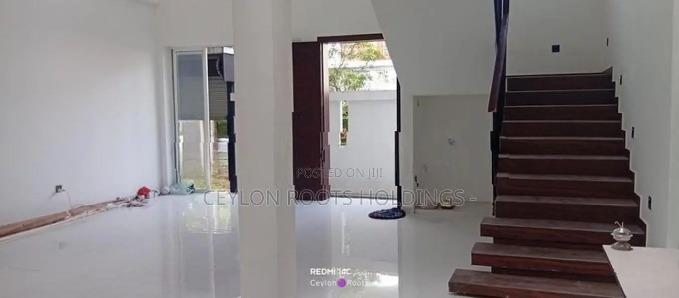 Brand new Beautiful 2 Story House for Rent in Mattegoda Rd, SRH 1010