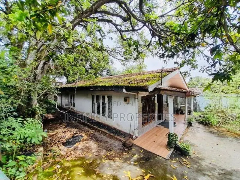 (AF135) 20 P Land for Sale At Madiwela Kotte
