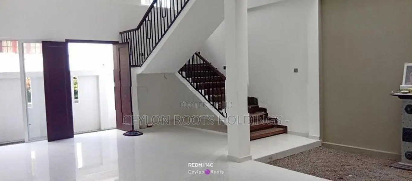 Brand new Beautiful 2 Story House for Rent in Mattegoda Rd, SRH 1010