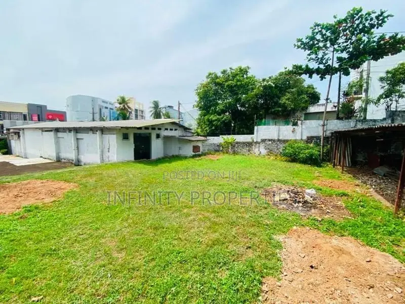 (AF126) 57 P Commercial Land Sale at Nawala