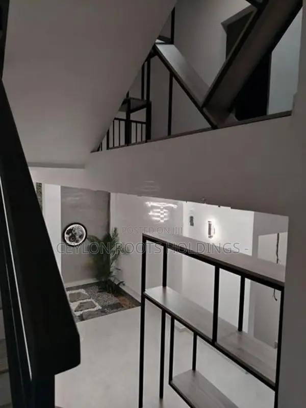 Brand New Beautiful Modern Luxury House for Sale in Rathmaldeniya Rd