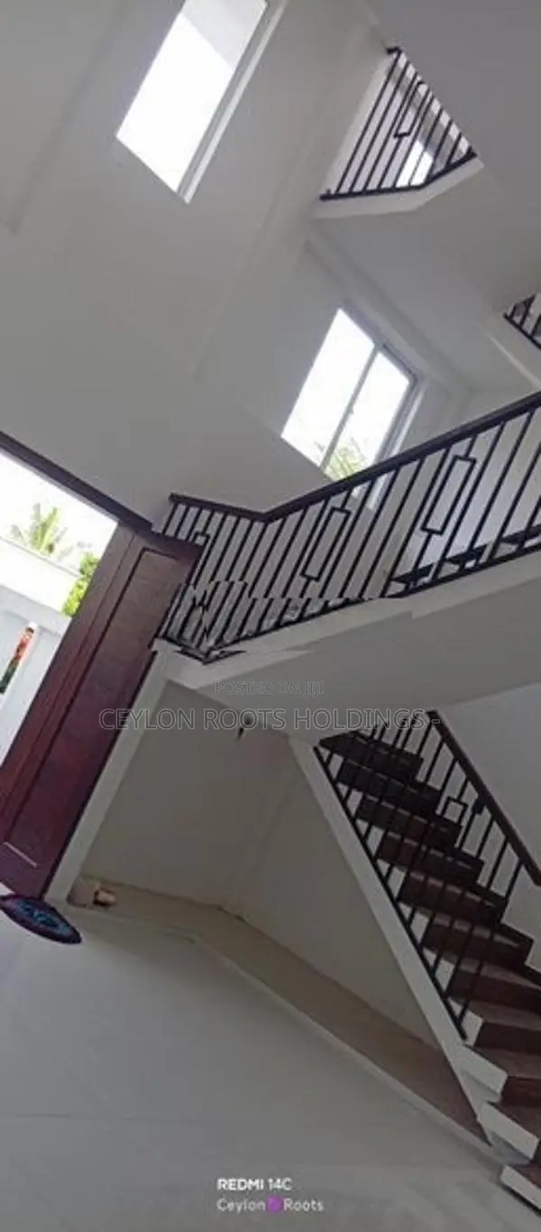 Brand new Beautiful 2 Story House for Rent in Mattegoda Rd, SRH 1010