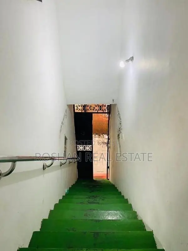 TWO STORIED HOUSE FOR RENT COLOMBO 2 SH2813