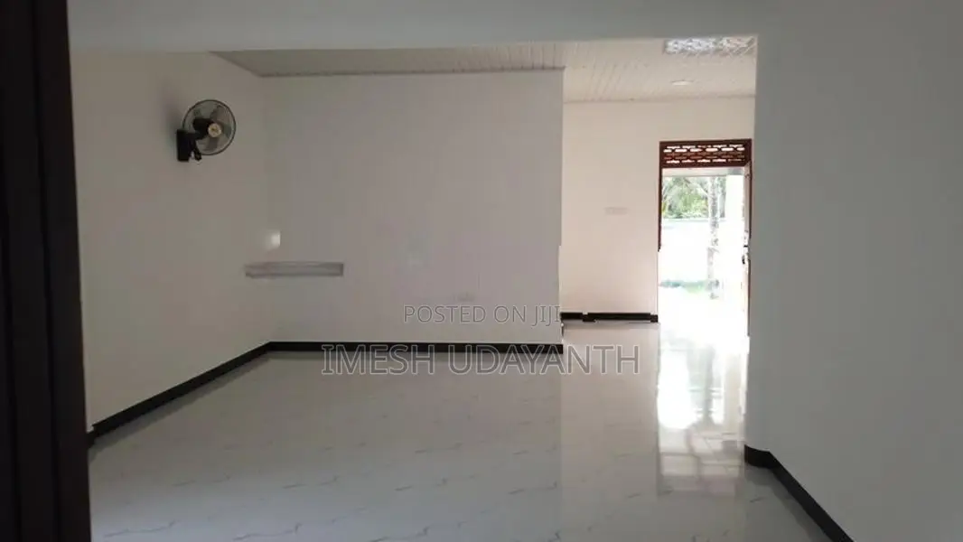 New House for Sale in Homagama Beruketiya