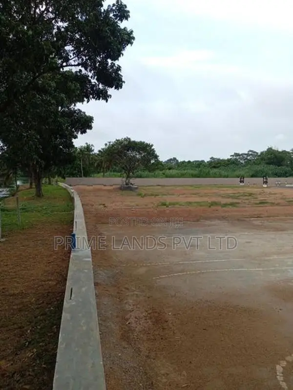 Water Front Land Plots in Nawala