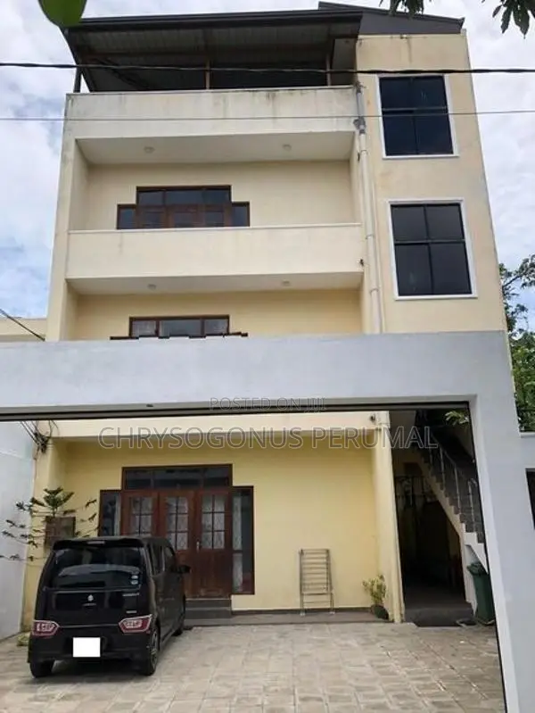 Kalubowila, Dehiwala Three Storied House for Sale