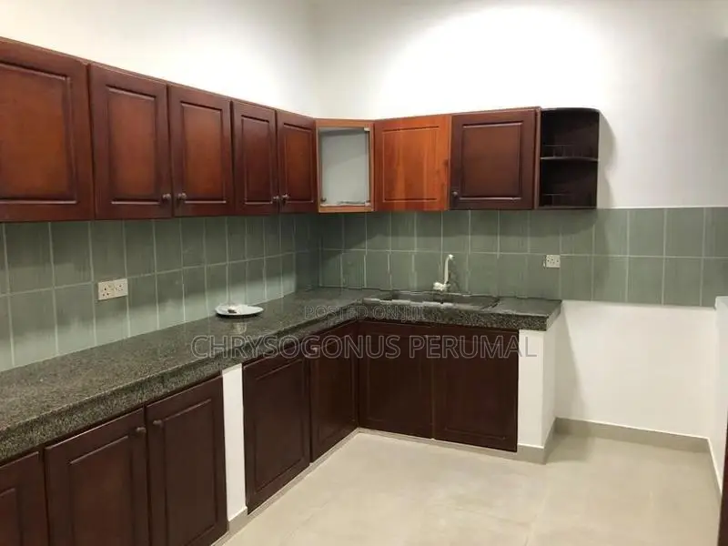 Kalubowila, Dehiwala Three Storied House for Sale