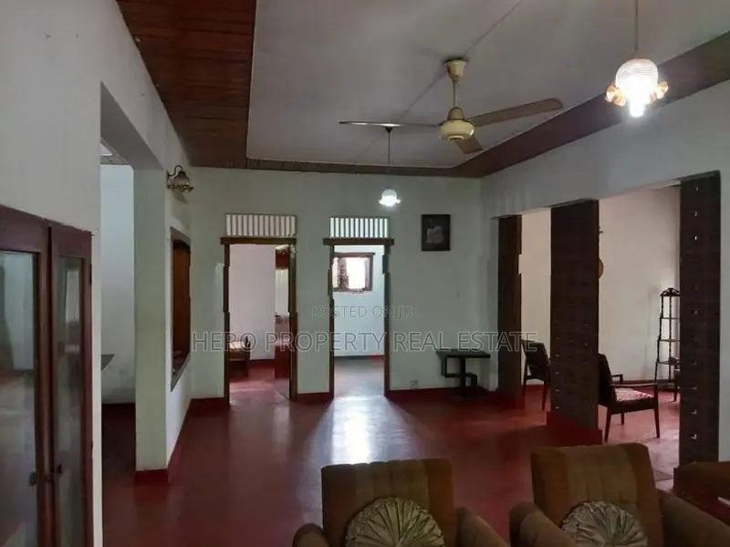 Commercial or ResidenceModern House for Rent in Kottawa 📍