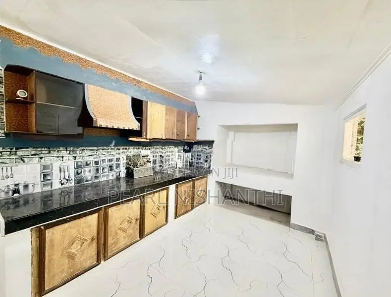 Complete House for Sale in Mawathagama
