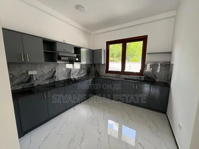 Luxury New House for Sale in Pannipitiya