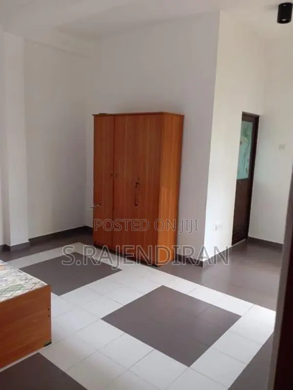 fully furnished 1st floor house for Rent in kalubowila
