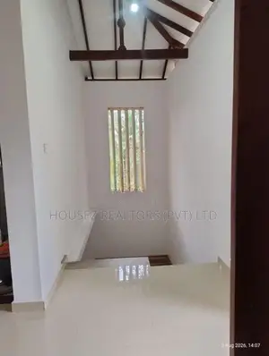 Spacious 4-Bedroom Villa for Sale – Kadawala, Dunagaha