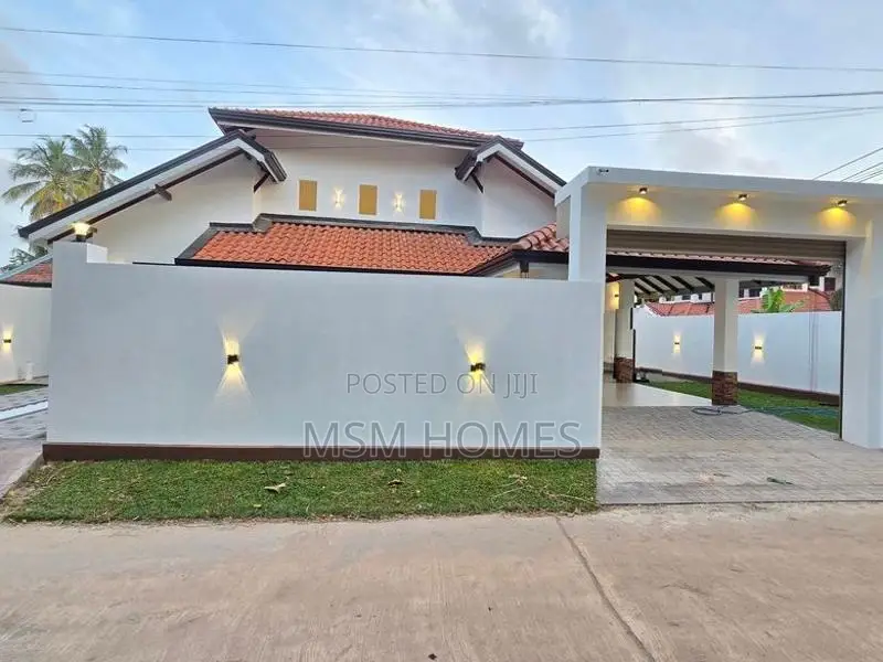 අලුත්ම අංගසම්පූර්ණ නිවස විකිණීමට දලුවකොටුව මීගමුව