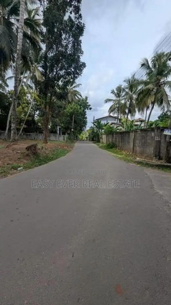 මාබිම – හෙයියන්තුඩුව වටිනා බිම්කොටසක් / DU 15113