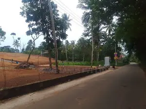 Lands for Sale in Aluthwala