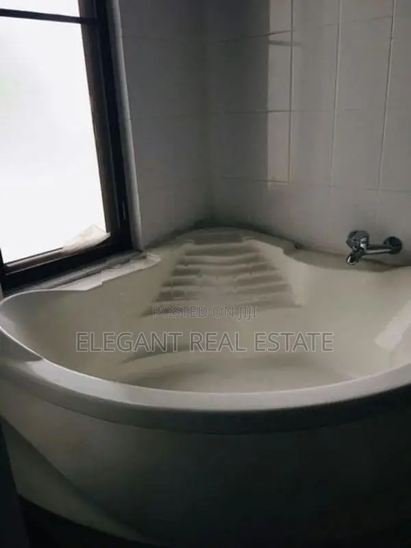 04 Bedroom Unfurnished House for Rent in Rajagiriya (a4498)