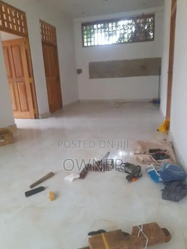 Two Story House for Rent in Panadura