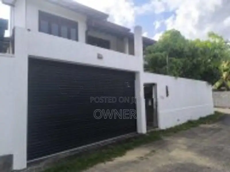 Athurugiriya City House for Sale