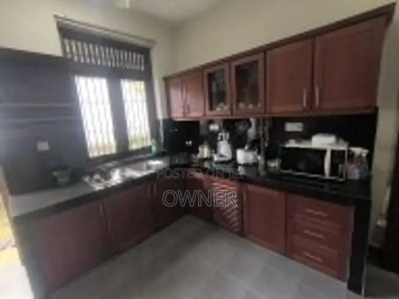 Athurugiriya City House for Sale